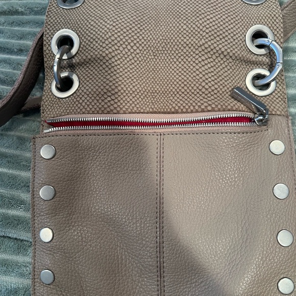 Hammitt crossbody excellent condition - Picture 2 of 7